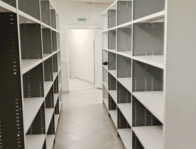 Металлические стеллажи стационарные